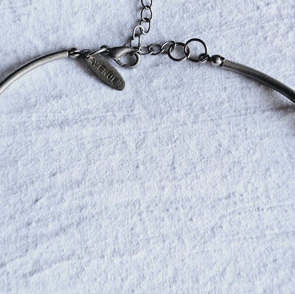 VINTAGE AZUL GLASS PENDANT NECKLACE - Picture 7 of 15